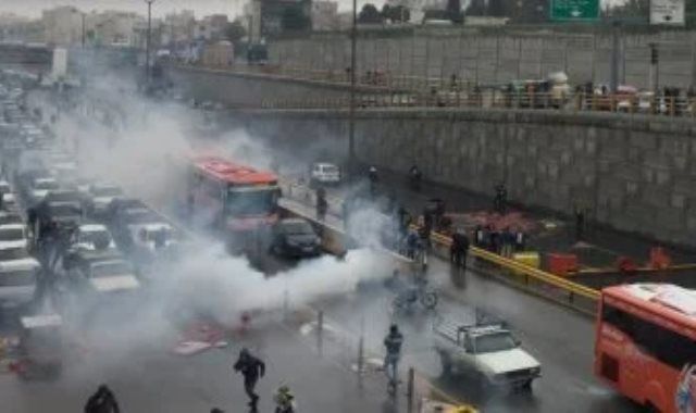 منظمة "نت بلوكس": استمرار انقطاع خدمات الإنترنت في إيران لأكثر من 84 ساعة