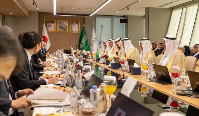 السعودية واليابان توقعان 12 مذكرة تفاهم لتعزيز التعاون الاستثماري