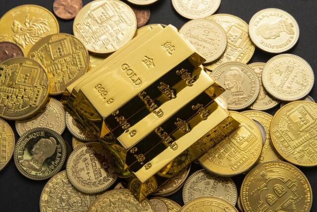الذهب يتجاوز 4800 دولار مدفوعا بالمخاطر العالمية