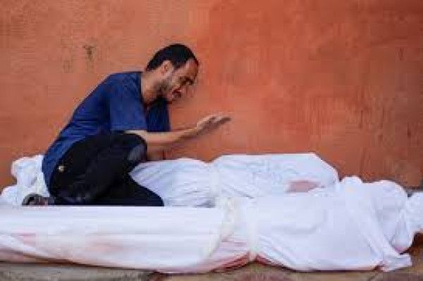 استشهاد خمسة فلسطينيين ووفاة رضيع بسبب البرد القارس في قطاع غزة