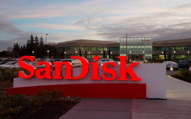 أسهم "سانديسك" تقفز 14% بعد تجاوز نتائج أعمالها التوقعات