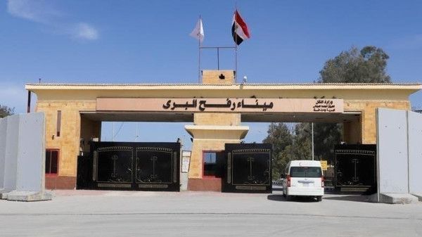 شعث يعلن فتح معبر رفح رسميا بالاتجاهين اعتبارا من الاثنين