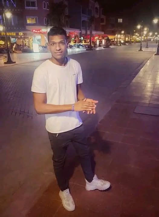 41df0fc059.jpg