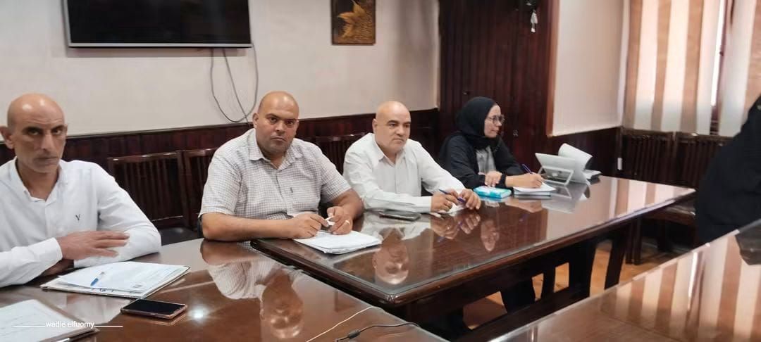 حل مشكلات المدارس والاستجابة لطلبات الأهالي بدمياط 