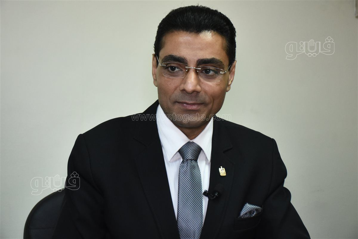 محمد انيس، فيتو 