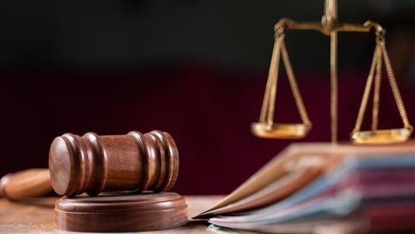 اليوم، محاكمة عاطل حاول سرقة سيارة بالمرج