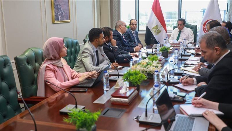 اجتماع د.خالد عبدالغفار