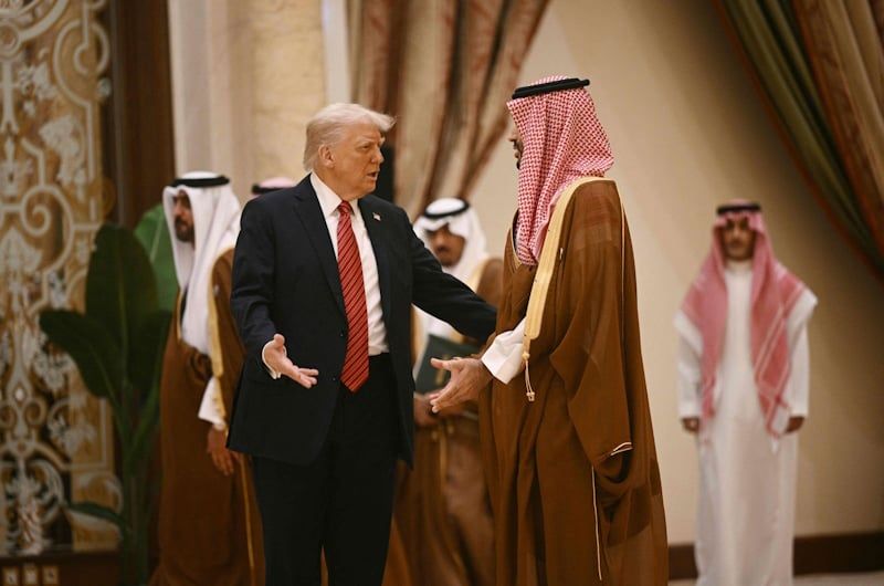 أوبزيرفر: قادة الخليج متشككون في قدرة ترامب على حمايتهم من إيران