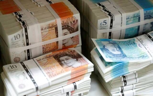 الإسترليني يرتفع بدعم نمو الاقتصاد البريطاني وترقب بيانات التضخم الأمريكية