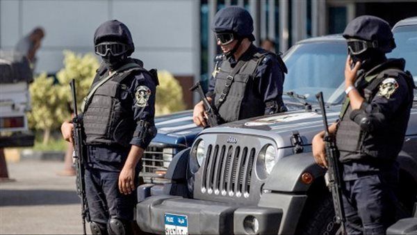 ضبط مصانع لتعبئة وتداول منتجات مجهولة المصدر في 3 محافظات