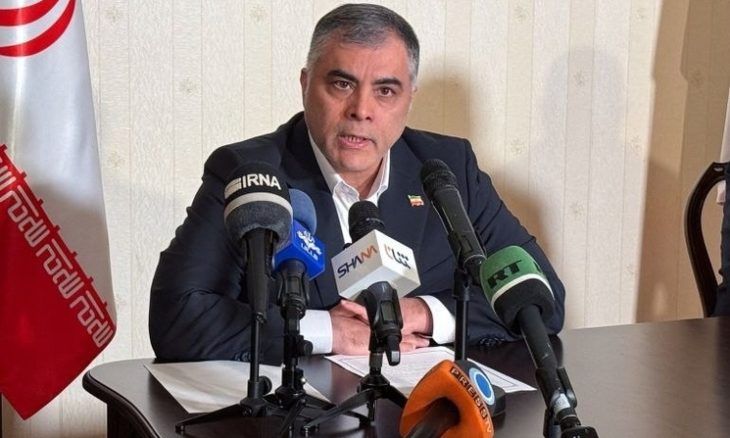 وزير النفط الإيراني محسن باك نجاد يستقيل من منصبه