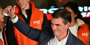 بوليفيا تنتخب رودريغو باز رئيسا وتنهي حكم اليسار الاشتراكي