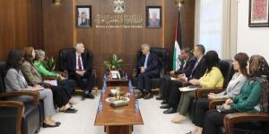 برهم يبحث مع وفد بريطاني تعزيز الشراكة وتطوير التعليم في فلسطين