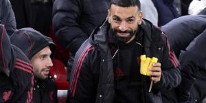 محمد صلاح في المدرجات.. ليفربول يودع كأس الرابطة بخسارة قاسية