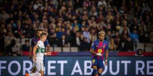 برشلونة يشفى من آلام «الكلاسيكو» بثلاثية في شباك إلتشي