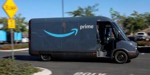 "أمازون"
      تعتزم
      فرض
      رسوم
      إضافية
      على
      البائعين
      بسبب
      أسعار
      النفط