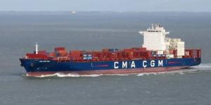 سفن
يابانية
وفرنسية
وعمانية
تعبر
مضيق
هرمز