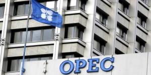 "أوبك
      بلس"
      تقرر
      زيادة
      إنتاج
      النفط
      206
      آلاف
      برميل
      يومياً
      بدءاً
      من
      مايو