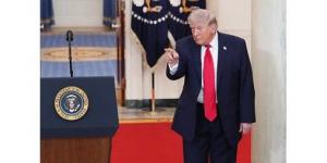 ترامب:
الصراع
مع
إيران
ينبغي
أن
ينتهي
خلال
أيام
وليس
أسابيع
هم
يتفاوضون
حالياً
وهناك
فرصة
جيدة
للاتفاق
اليوم..
وإلا