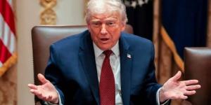 ترامب:
      يمكننا
      القضاء
      على
      إيران
      بأكملها
      في
      ليلة
      واحدة