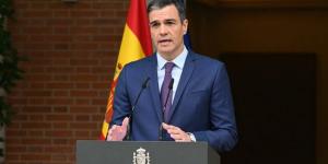 سانشيز
      لترامب:
      إسبانيا
      لن
      تصفق
      لمن
      أشعلوا
      الحرب