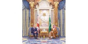 مشاورات
بين
قادة
المنطقة
والعالم
حول
التطورات
الإقليمية