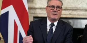 ستارمر
      يناقش
      مع
      ترامب
      الخيارات
      العسكرية
      بشأن
      «هرمز»