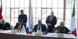 اتفاقية
      تعزز
      استدامة
      ترميم
      المواقع
      الأثرية
      في
      البتراء