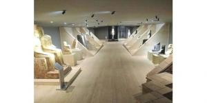 «السياحة
والآثار»:
الانتهاء
من
تطوير
قاعة
الخبيئة
بمتحف
الأقصر
تمهيداً
لافتتاحها
قريباً