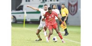 الفحيحيل
ينهي
تعاقده
بالتراضي
مع
لوكاس
وبن
شاعة