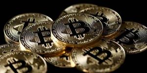 البيتكوين
يرتد
فوق
63
ألف
دولار
وسط
ضغوط
التدفقات
الخارجة