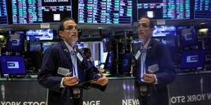 الأسهم
      الأمريكية
      تغلق
      منخفضة
      مع
      تراجع
      النفط
