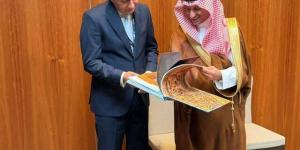 مصر
      والسعودية
      تبحثان
      تعزيز
      التعاون
      السياحي
      وتنشيط
      حركة
      السفر
      بين
      البلدين