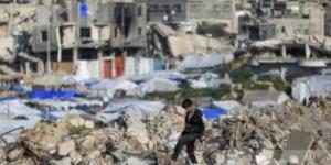 استشهاد فلسطينيين بقصف للاحتلال الإسرائيلي شمال مخيم النصيرات