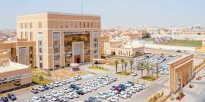 أمانة
      القصيم
      تطرح
      8
      فرص
      استثمارية
      لتعزيز
      التنمية
      الاقتصادية
      برياض
      الخبراء