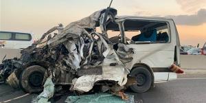 مصرع شخصين وإصابة 4 آخرين في انقلاب ميكروباص على كوبري الحضارات بالبساتين