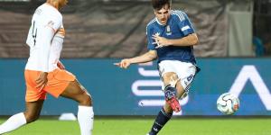 هولندا واليونان تتعادلان 2-2 في مباراة مثيرة بدوري الأمم الأوروبية
