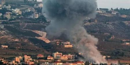 شهيد وإصابات في غارة إسرائيلية استهدفت مركبة جنوبي لبنان