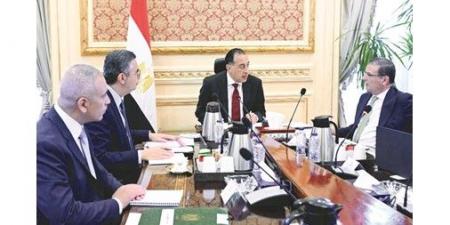 مدبولي:
متابعة
دورية
لضمان
توافر
السلع
الإستراتيجية
في
الأسواق
في
ظل
الأحداث
الراهنة