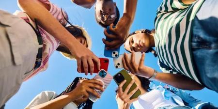 كيف
تشعل
"اللجان
الإلكترونية"
الفتنة
بين
الدول؟
"متخصص
سيبراني
يُجيب"