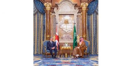 ولي
العهد
السعودي
يبحث
مع
رئيس
الوزراء
البريطاني
في
جدة
العلاقات
الثنائية
والتطورات
الإقليمية