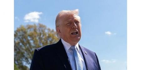 ترامب:
نجهز
سفننا
بأفضل
الأسلحة
وسنعرف
فرص
نجاح
المحادثات
مع
إيران
خلال
نحو
24
ساعة