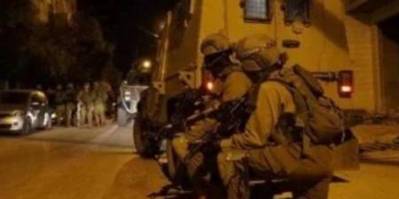 الاحتلال الإسرائيلي يقتحم عدة قرى وبلدات شمال شرق رام الله