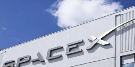 SpaceX
      تنفذ
      أكبر
      طرح
      بالبورصة
      الأمريكية
      بتقييم
      1.77
      تريليون
      دولار