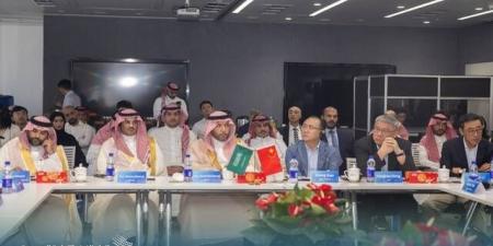 مجلس
      الأعمال
      السعودي
      الصيني
      يستعرض
      الفرص
      الاستثمارية
      في
      الخدمات
      اللوجستية