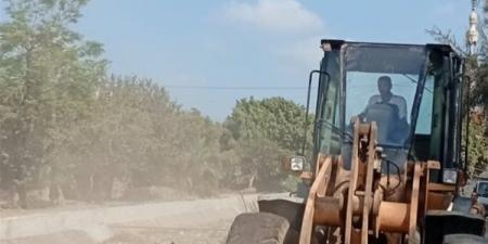 بعد تطهير الترع.. محافظ القليوبية يوجه برفع المخلفات فورًا ويشدد: ممنوع التراكم