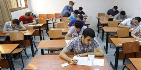 خبير تربوي يكشف سر قرار التعليم تغيير نظام الامتحانات في الثانوية العامة والبكالوريا