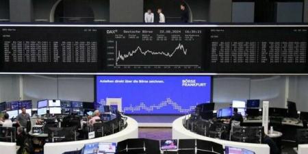 الأسهم الأوروبية تستقر قرب أدنى مستوياتها في شهر