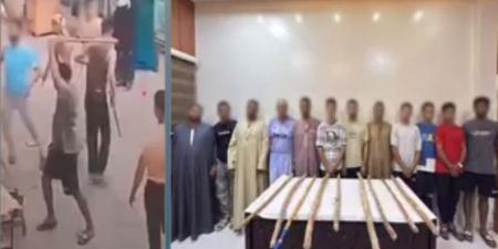 ضبط 11 شخصا و9 عصي خشبية، خلاف على رغيف عيش ينتهي بمشاجرة أمام مخبز بالمنيا