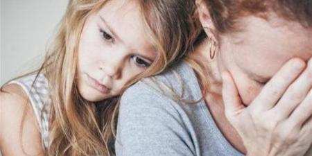 الصحة تحذر الأمهات من ضغوط السوبر وومن: لا تحملي نفسك فوق طاقتك
